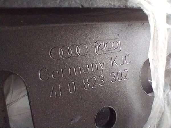 Juego Bisagras De Capot Audi Q7 Original