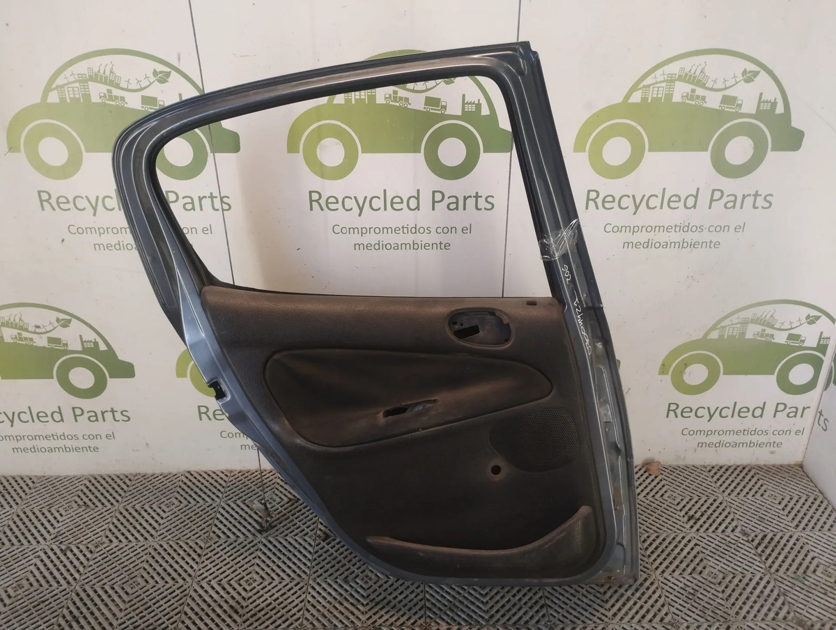 Puerta Trasera Izquierda Peugeot 206 (07004421)