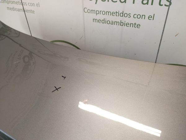 Tapa De Baul Chevrolet Sonic (05194661)