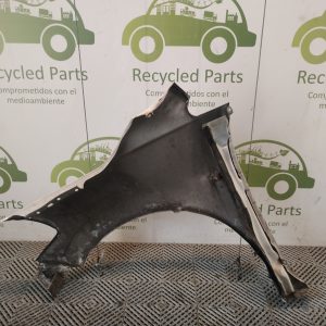 Guardabarro Derecho Nissan Tiida (05973125)