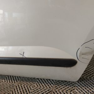 Puerta Trasera Izquierda Peugeot 3008 Lv (05590544)