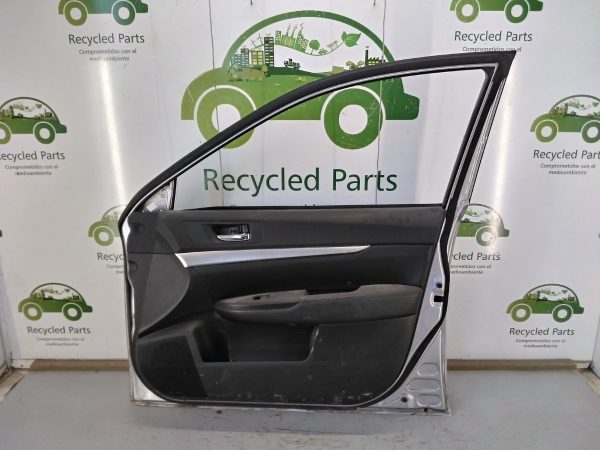 Puerta Delantera Derecha Subaru Outback (03924772)