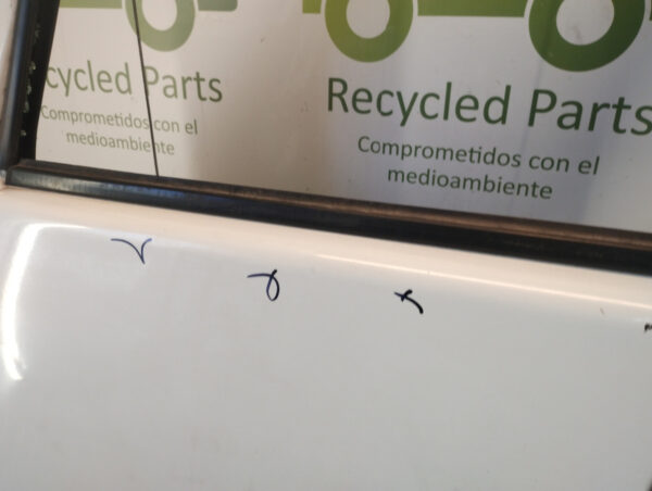 Puerta Delantera Izquierda Renault Kangoo Pr (05926146)