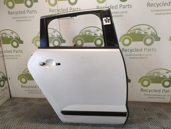Puerta Trasera Derecha Peugeot 3008 Lv (05590543)