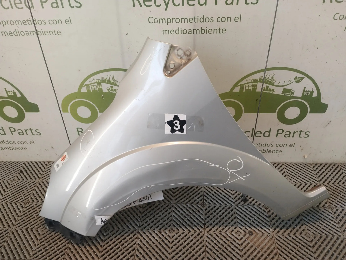 Guardabarro Izquierdo Ford Fiesta Max (aa00000282)