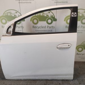 Puerta Delantera Izquierda Chevrolet Onix (05186416)