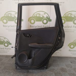 Puerta Trasera Derecha Honda Fit Li (06890230)