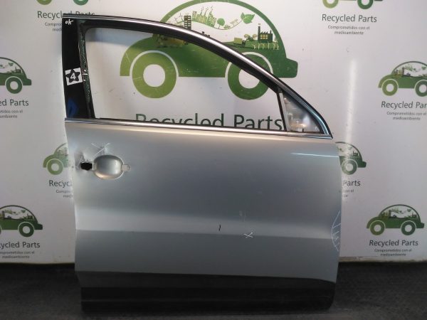 Puerta Delantera Derecha Vw Tiguan (04479176)