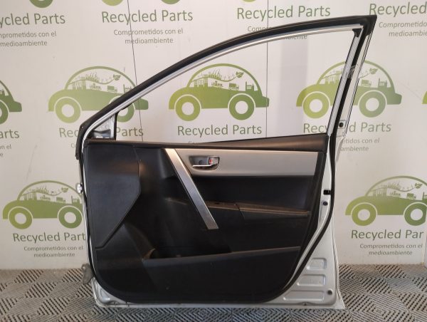Puerta Delantera Derecha Toyota Corolla G11 (05216954)