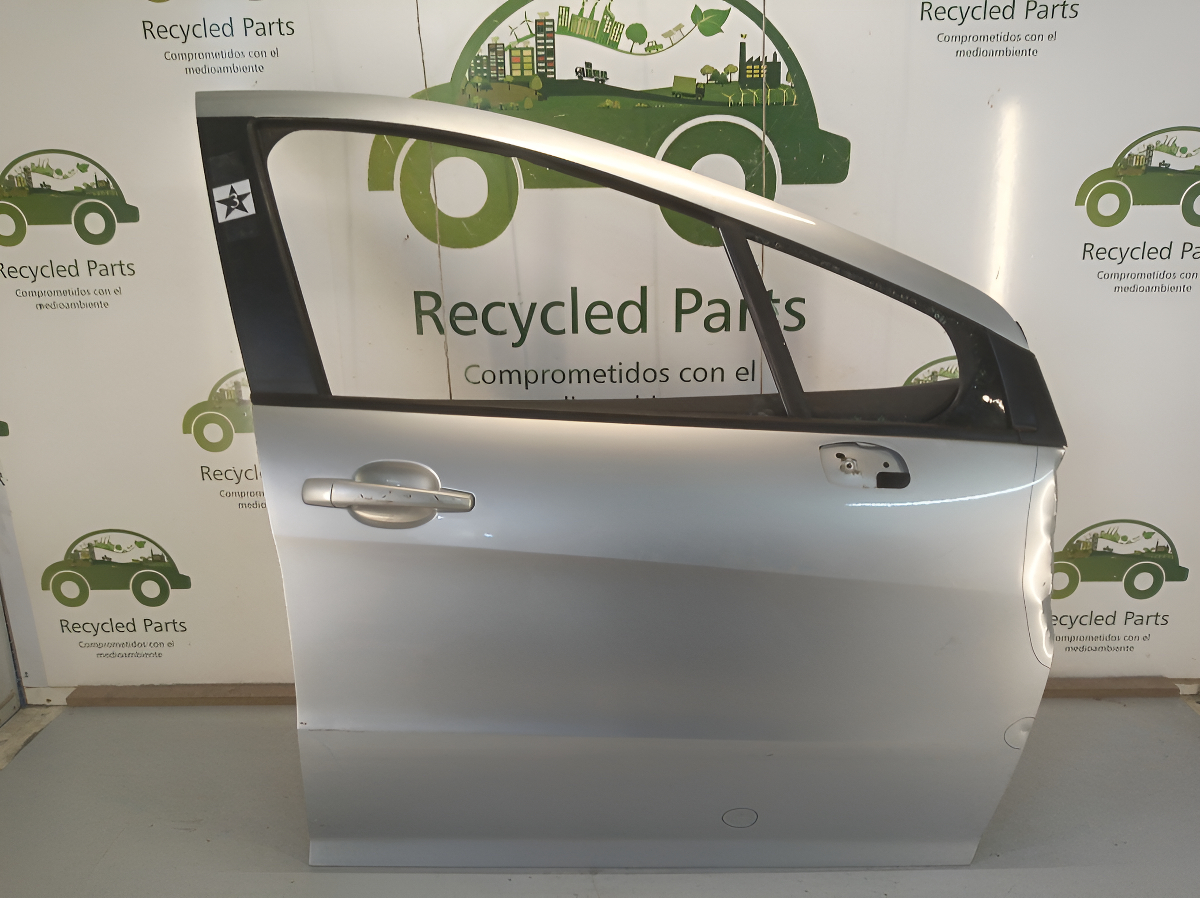 Puerta Delantera Derecha Peugeot 308 (03811365)