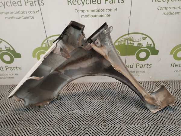 Guardabarro Derecho Fiat Punto (05094659)