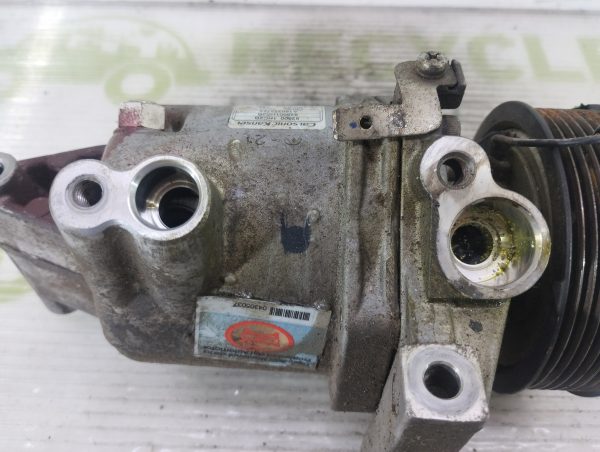 Compresor De A/a Nissan March 1.6 (04305037)