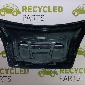 Tapa De Baul Mercedes Benz C200 (05294268) Lp