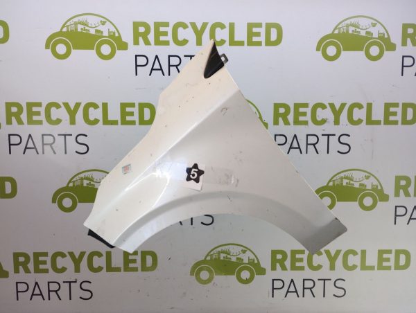 Guardabarro Izquierdo Fiat Cronos (06015898)