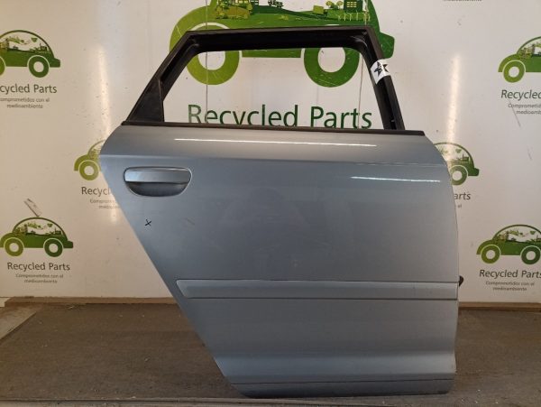 Puerta Trasera Derecha Audi A3 2da (04464406) Lp