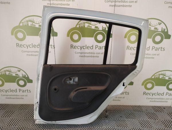 Puerta Trasera Derecha Renault Clio Mio (04835647)