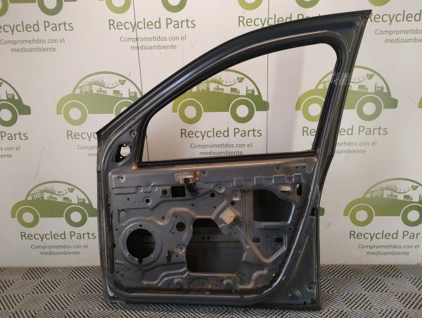 Puerta Delantera Derecha Renault Duster Lv (05463221)