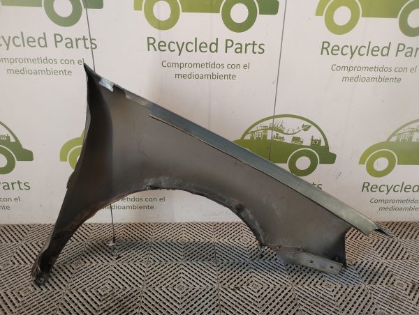 Guardabarro Izquierdo Vw Golf Mk5 (05548389)