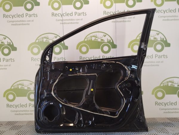 Puerta Delantera Derecha Honda City (04630744)
