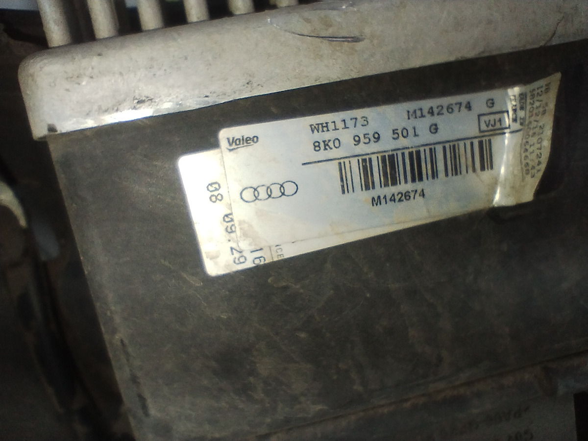 Electroventilador Audi A4 1.8 (05967609)