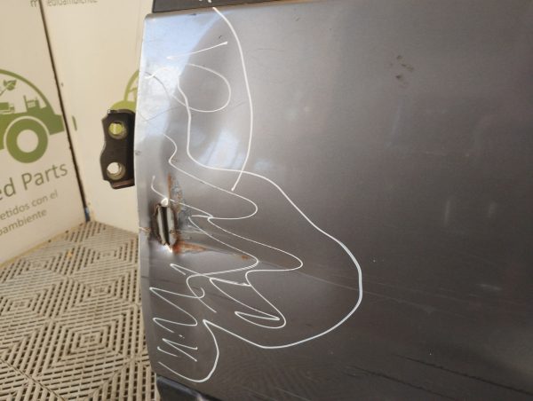 Puerta Trasera Izquierda Suzuki Swift (04824845)