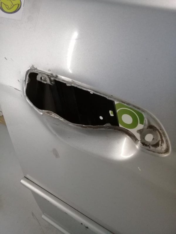 Puerta Delantera Derecha Honda Civic 7ma (03504464)