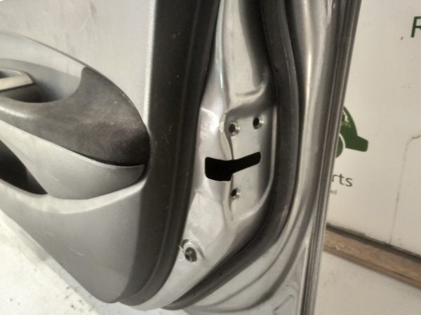 Puerta Delantera Derecha Honda City (03945597)