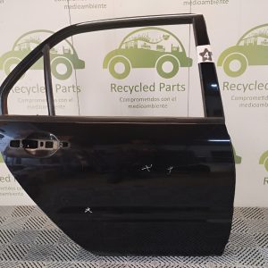 Puerta Trasera Derecha Mitsubishi Lancer 7ma (04986789)