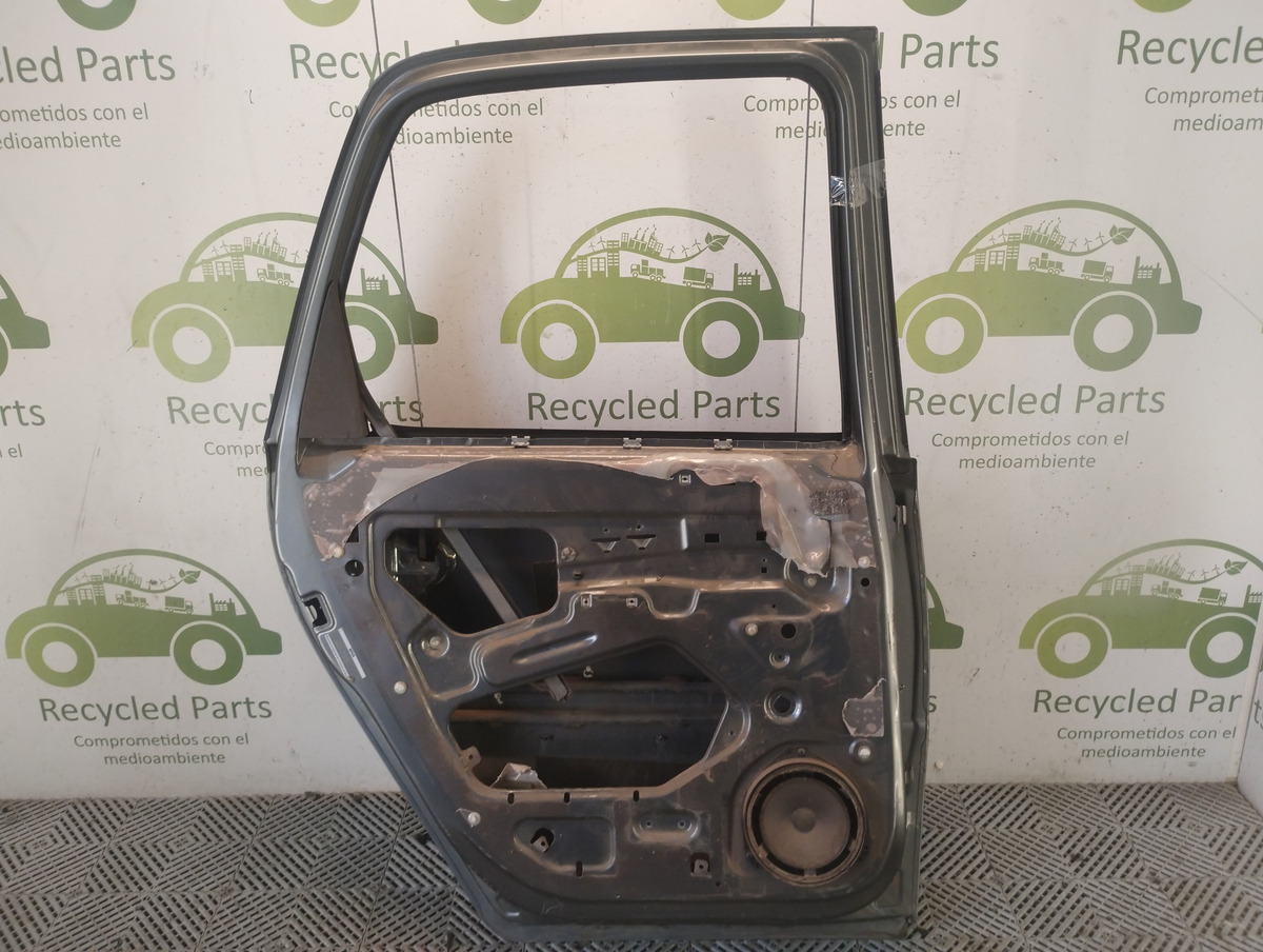 Puerta Trasera Izquierda Chevrolet Meriva (05934012)