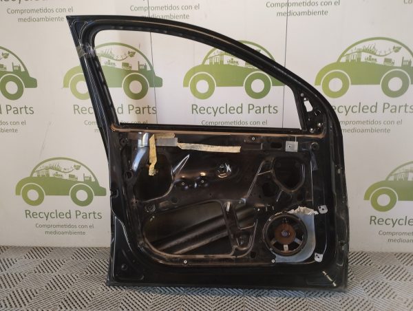 Puerta Delantera Izquierda Vw Voyage (05430789)