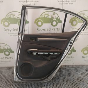 Puerta Trasera Derecha Honda City (06164409)