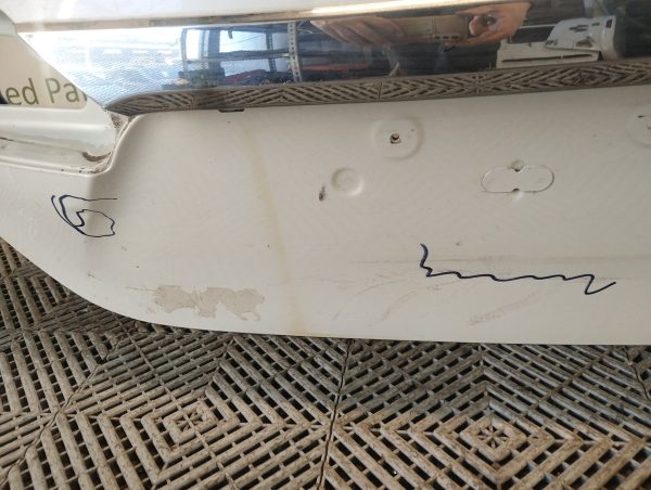 Tapa De Baul Toyota Corolla G11 (05960623)