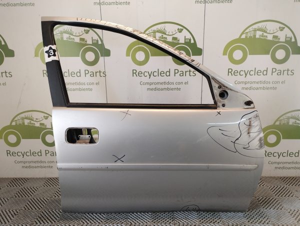 Puerta Delantera Derecha Chevrolet Corsa (05314869)