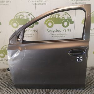 Puerta Delantera Izquierda Toyota Etios (05938177)