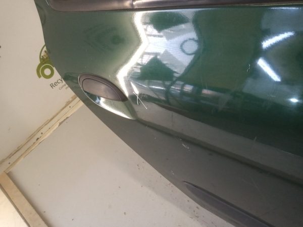 Puerta Trasera Derecha Renault Clio 2 (04051082)