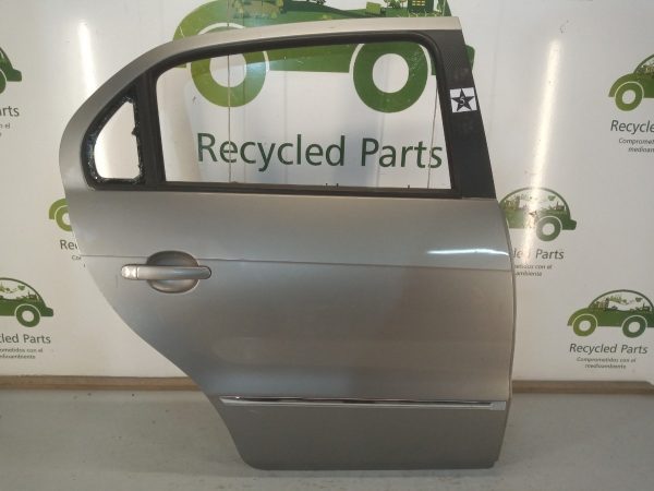 Puerta Trasera Derecha Vw Voyage (03835515)