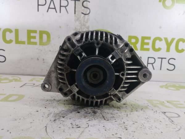 Alternador Renault Kangoo 1.9 (05878486)
