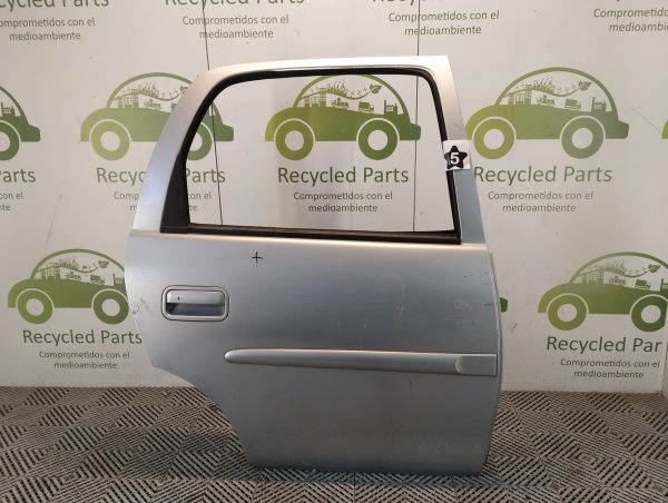 Puerta Trasera Derecha Chevrolet Corsa (04660196)