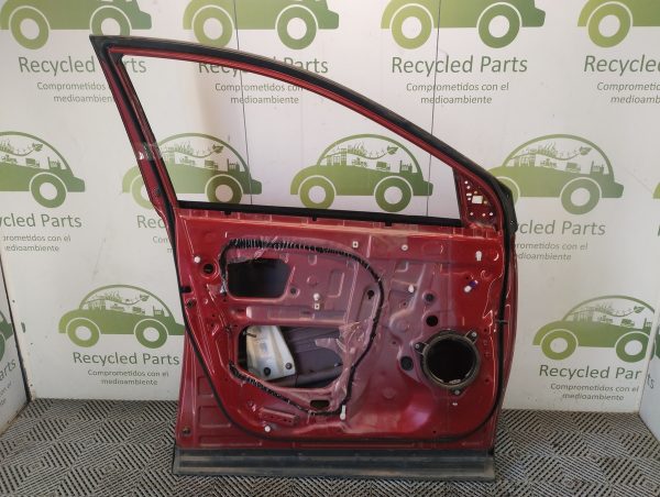 Puerta Delantera Izquierda Toyota Rav4 (06110201)
