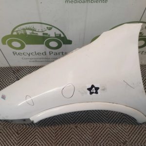 Guardabarro Izquierdo Chevrolet Corsa (06764739)