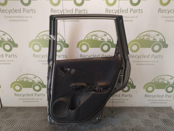 Puerta Trasera Derecha Honda Fit Li (05571612)