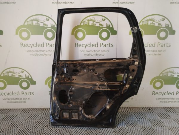 Puerta Trasera Derecha Chevrolet Corsa (04421137) Lp