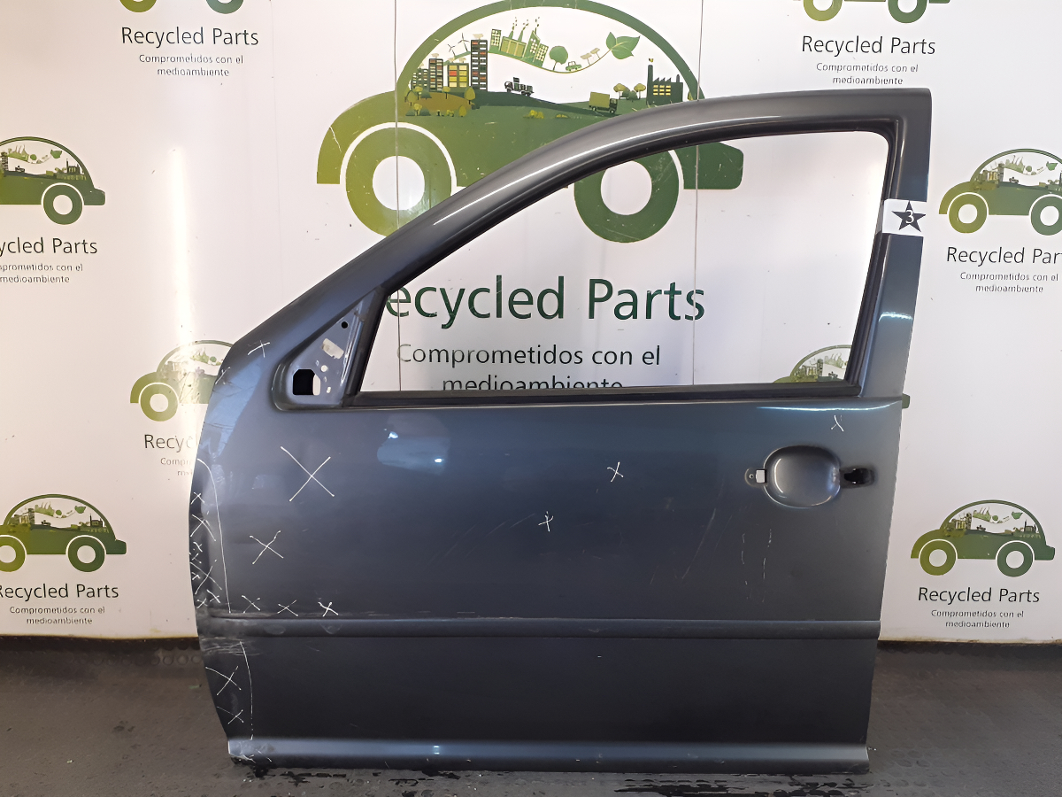 Puerta Delantera Izquierda Vw Bora (04422090)