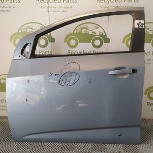 Puerta Delantera Izquierda Chevrolet Sonic (04965791)