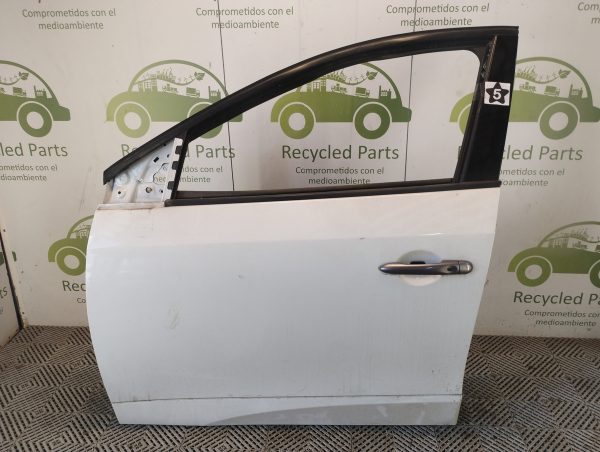 Puerta Delantera Izquierda Renault Fluence (06009094)