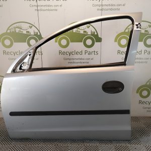 Puerta Delantera Izquierda Chevrolet Corsa 2 (05956627)