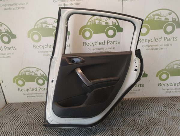 Puerta Trasera Derecha Peugeot 208 (05944259)