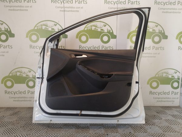 Puerta Delantera Derecha Ford Focus F3 (05979056)