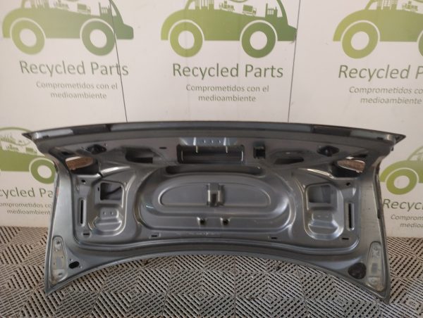 Tapa De Baul Audi A4 B7 (02540971)