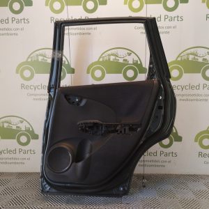 Puerta Trasera Derecha Honda Fit Li (05245443)